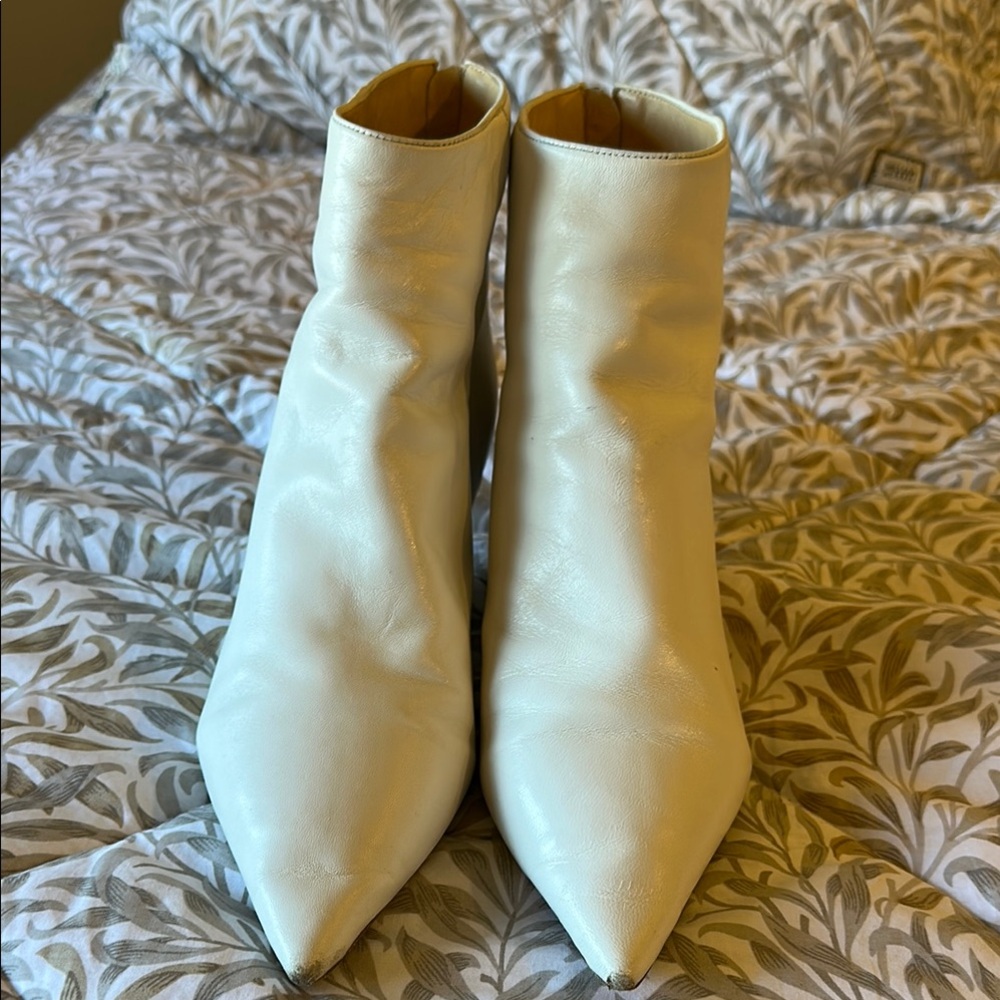 Elegant White Ankle Boots